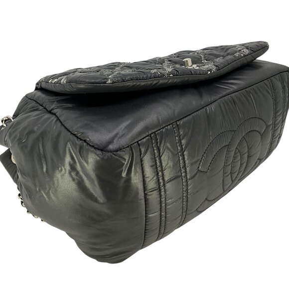 CHANEL Nylon Quilted Tweed Stitch Bubble Flap Bag - Picture 6 of 8